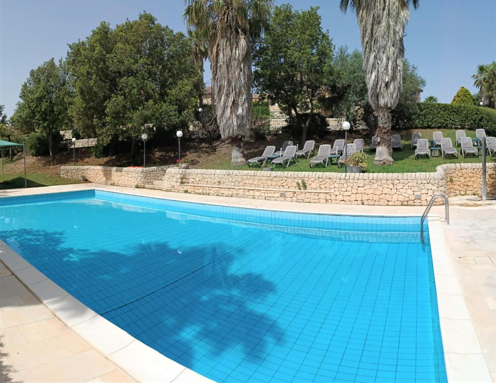 פלאצולו אקריידה Agriturismo Giannavi מראה חיצוני תמונה