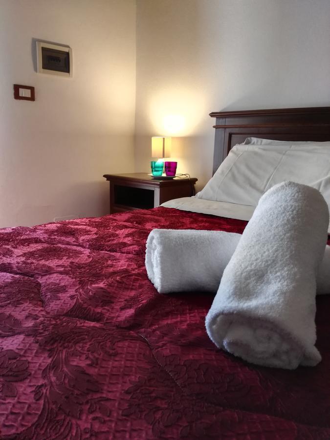פלאצולו אקריידה Agriturismo Giannavi מראה חיצוני תמונה